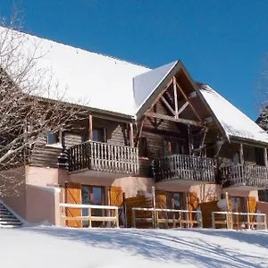  Appartement Super 5/6 Pers. Vue Sur Les Monts Du Cantal